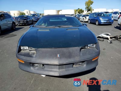 Piąte zdjęcie samochodu w środku: 1994 CHEVROLET CAMARO Z28 VIN:2G1FP32P2R2169507 - miniatura