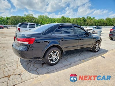 Trzecie zdjęcie samochodu z tyłu: 2007 HYUNDAI SONATA GLS VIN:5NPET46C77H232677 - miniatura