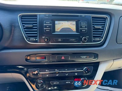 Zdjęcie 11 z 13 samochodu: 2016 KIA SEDONA LX VIN:KNDMB5C18G6171969 - miniatura
