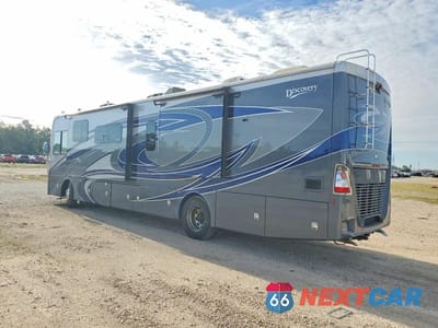 Trzecie zdjęcie samochodu z tyłu: 2022 FREIGHTLINER CHASSIS XC RV VIN:4UZACGFC3NCNS7232 - miniatura