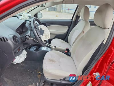 Zdjęcie 7 z 12 samochodu: 2018 MITSUBISHI MIRAGE G4 ES VIN:ML32F3FJ0JHF14075 - miniatura