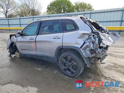 Drugie zdjęcie samochodu z przodu: 2018 JEEP CHEROKEE LATITUDE VIN:1C4PJLCB6JD544166 - miniatura