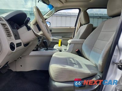 Zdjęcie 7 z 13 samochodu: 2012 FORD ESCAPE HYBRID VIN:1FMCU4K33CKA82133 - miniatura