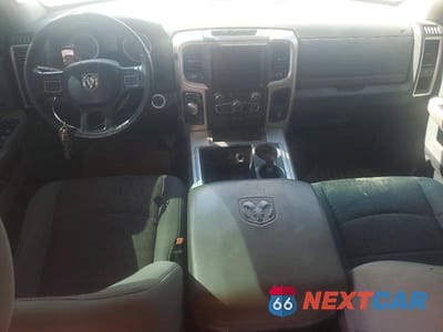Zdjęcie 8 z 12 samochodu: 2015 RAM 1500 SLT VIN:1C6RR7LM0FS699204 - miniatura