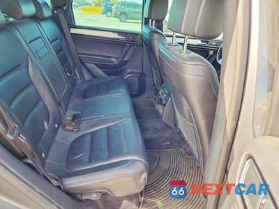 Zdjęcie 11 z 13 samochodu: 2017 VOLKSWAGEN TOUAREG WOLFSBURG VIN:WVGRF7BP2HD003183 - miniatura