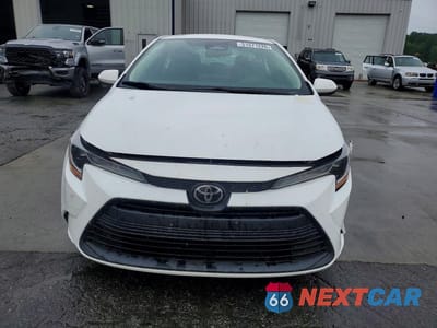 Piąte zdjęcie samochodu w środku: 2023 TOYOTA COROLLA LE VIN:5YFB4MDE7PP029702 - miniatura