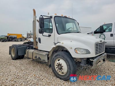 2016 FREIGHTLINER M2 106 MED 3AKBCXDT6GDFY6150 - główne zdjęcie licytacji z USA - miniatura