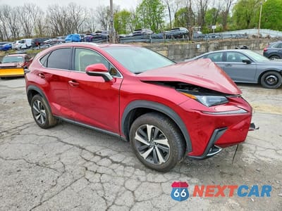 Czwarte zdjęcie samochodu z boku: 2019 LEXUS NX 300 BASE VIN:JTJBARBZ5K2189299 - miniatura