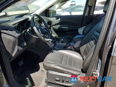 Zdjęcie 7 z 13 samochodu: 2015 FORD ESCAPE SE VIN:1FMCU9G97FUA78623 - miniatura