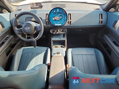 Zdjęcie 8 z 13 samochodu: 2025 MINI COUNTRYMAN S ALL4 VIN:WMZ23GA02S7P75773 - miniatura