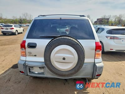 Zdjęcie 6 z 13 samochodu: 2001 TOYOTA RAV4 BASE VIN:JTEGH20V810014725 - miniatura