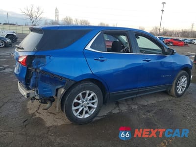 Trzecie zdjęcie samochodu z tyłu: 2019 CHEVROLET EQUINOX LT VIN:3GNAXKEV3KS509681 - miniatura