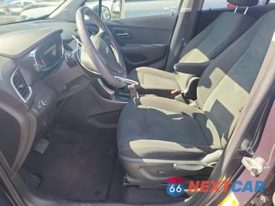 Zdjęcie 7 z 13 samochodu: 2018 CHEVROLET TRAX LS VIN:3GNCJKSB1JL304468 - miniatura