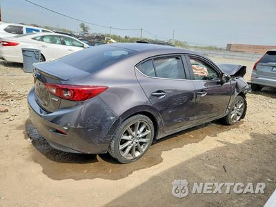 Trzecie zdjęcie samochodu z tyłu: 2018 MAZDA 3 TOURING VIN:3MZBN1V30JM177842 - miniatura