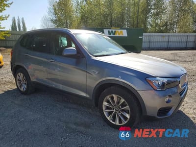 Czwarte zdjęcie samochodu z boku: 2017 BMW X3 SDRIVE28I VIN:5UXWZ7C30H0X40138 - miniatura