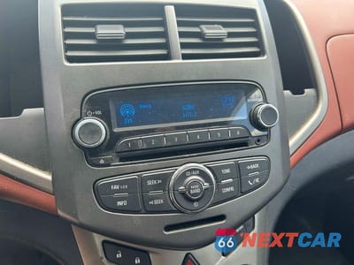 Zdjęcie 11 z 14 samochodu: 2012 CHEVROLET SONIC LT VIN:1G1JD6SB5C4189714 - miniatura