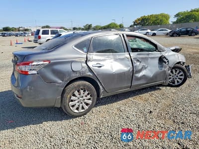 Trzecie zdjęcie samochodu z tyłu: 2015 NISSAN SENTRA SV VIN:3N1AB7APXFL681270 - miniatura