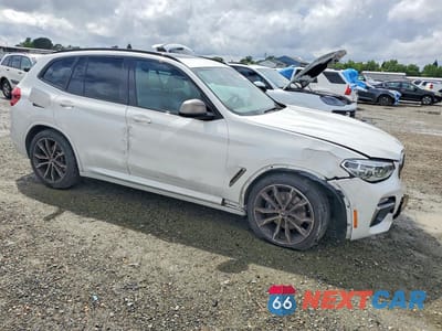 Czwarte zdjęcie samochodu z boku: 2019 BMW X3 XDRIVEM40I VIN:5UXTS3C54KLR72765 - miniatura