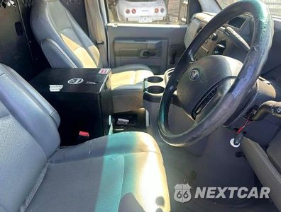 Piąte zdjęcie samochodu w środku: 2014 FORD ECONOLINE E150 VAN VIN:1FTNE1EW4EDA92143 - miniatura