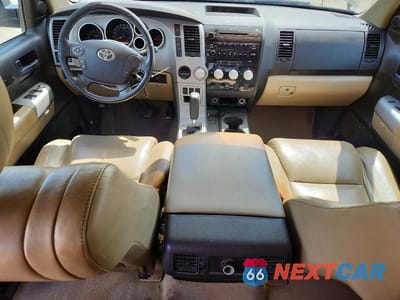 Zdjęcie 8 z 12 samochodu: 2007 TOYOTA TUNDRA CREWMAX SR5 VIN:5TBEV541X7S464727 - miniatura