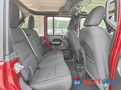 Zdjęcie 11 z 14 samochodu: 2021 JEEP WRANGLER UNLIMITED SPORT VIN:1C4HJXDG9MW703714 - miniatura