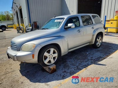 2008 CHEVROLET HHR LT 3GNCA23D68S674539 - główne zdjęcie licytacji z USA - miniatura