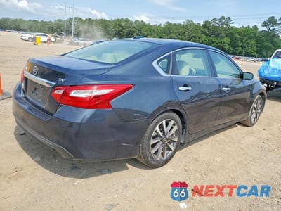 Trzecie zdjęcie samochodu z tyłu: 2016 NISSAN ALTIMA 2.5 SV VIN:1N4AL3AP6GC148516 - miniatura