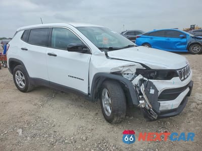 Czwarte zdjęcie samochodu z boku: 2022 JEEP COMPASS SPORT VIN:3C4NJCAB2NT145894 - miniatura
