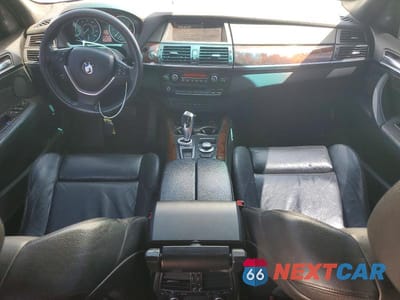 Zdjęcie 8 z 12 samochodu: 2007 BMW X5 4.8I VIN:5UXFE83547LZ39371 - miniatura
