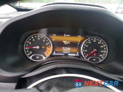 Zdjęcie 9 z 13 samochodu: 2016 JEEP RENEGADE LIMITED VIN:ZACCJBDT7GPD52264 - miniatura