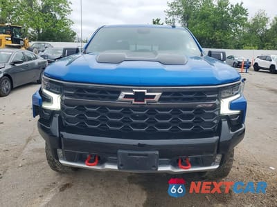 Piąte zdjęcie samochodu w środku: 2022 CHEVROLET SILVERADO K1500 ZR2 VIN:3GCUDHELXNG670746 - miniatura