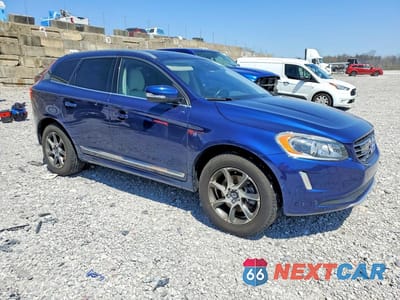 Czwarte zdjęcie samochodu z boku: 2015 VOLVO XC60 T6 PLATINUM VIN:YV4902RV8F2703423 - miniatura