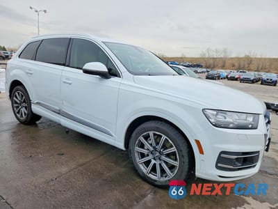 Czwarte zdjęcie samochodu z boku: 2019 AUDI Q7 PRESTIGE VIN:WA1VAAF7XKD041609 - miniatura