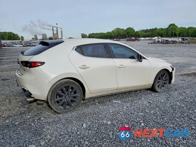 Trzecie zdjęcie samochodu z tyłu: 2020 MAZDA 3 PREMIUM VIN:JM1BPANM6L1157388 - miniatura