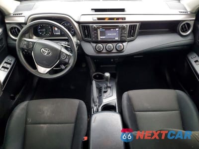 Zdjęcie 8 z 13 samochodu: 2018 TOYOTA RAV4 LE VIN:JTMBFREV2JJ226780 - miniatura