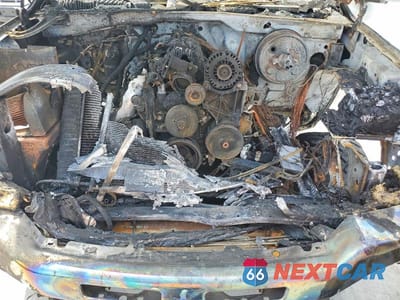 Zdjęcie 11 z 12 samochodu: 2006 GMC NEW SIERRA K1500 VIN:2GTEK19B861261531 - miniatura