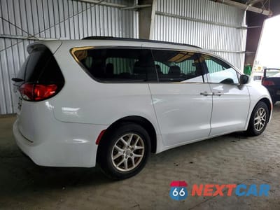 Trzecie zdjęcie samochodu z tyłu: 2020 CHRYSLER PACIFICA TOURING VIN:2C4RC1FG3LR117736 - miniatura