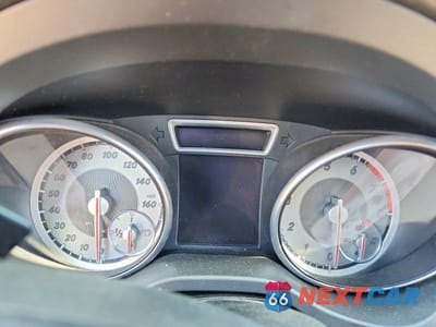 Zdjęcie 9 z 12 samochodu: 2014 MERCEDES-BENZ CLA 250 VIN:WDDSJ4EB3EN114761 - miniatura