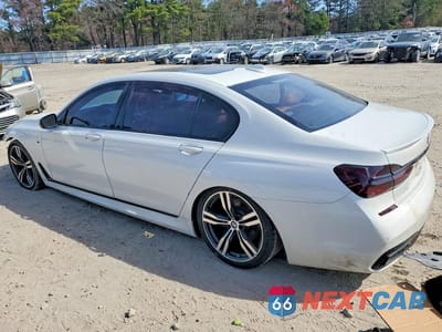 Drugie zdjęcie samochodu z przodu: 2016 BMW 750 XI VIN:WBA7F2C56GG419971 - miniatura