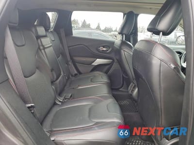 Zdjęcie 11 z 13 samochodu: 2018 JEEP CHEROKEE TRAILHAWK VIN:1C4PJMBX8JD501614 - miniatura