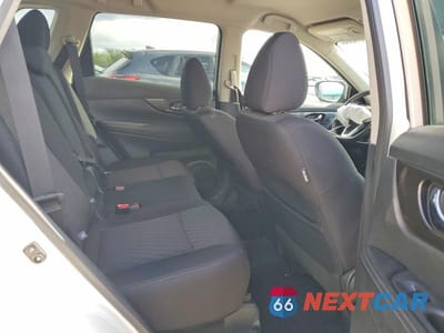 Zdjęcie 11 z 13 samochodu: 2019 NISSAN ROGUE SV VIN:5N1AT2MV9KC824735 - miniatura