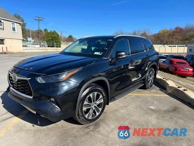 2022 TOYOTA HIGHLANDER XLE 5TDGZRBH3NS229269 - główne zdjęcie licytacji z USA - miniatura