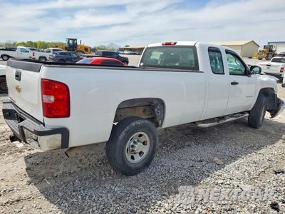 Trzecie zdjęcie samochodu z tyłu: 2010 CHEVROLET SILVERADO K3500 VIN:1GC5KZBG5AZ191989 - miniatura