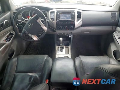 Zdjęcie 8 z 12 samochodu: 2015 TOYOTA TACOMA DOUBLE CAB PRERUNNER LONG BED VIN:5TFKU4HN1FX007219 - miniatura