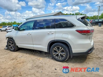 Drugie zdjęcie samochodu z przodu: 2016 TOYOTA HIGHLANDER XLE VIN:5TDKKRFH8GS145556 - miniatura