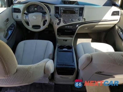 Zdjęcie 8 z 13 samochodu: 2011 TOYOTA SIENNA LE VIN:5TDKK3DC8BS170471 - miniatura
