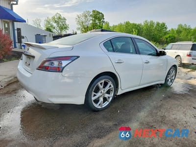 Trzecie zdjęcie samochodu z tyłu: 2012 NISSAN MAXIMA 3.5 S VIN:1N4AA5AP4CC851592 - miniatura