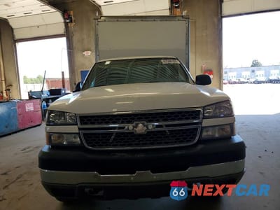 Piąte zdjęcie samochodu w środku: 2005 CHEV SILVERADO SS EXTENDE VIN:1GCHK24U45E136857 - miniatura