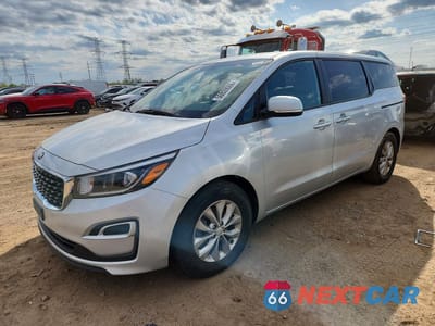 2021 KIA SEDONA LX KNDMB5C15M6662477 - główne zdjęcie licytacji z USA - miniatura