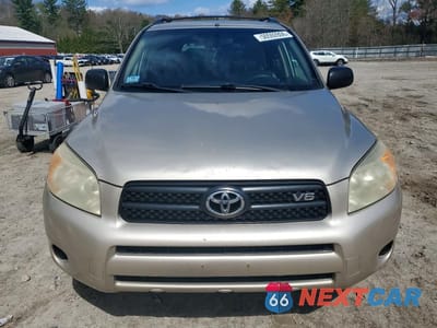 Piąte zdjęcie samochodu w środku: 2007 TOYOTA RAV4 BASE VIN:JTMBK33V075040300 - miniatura